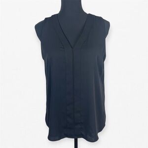 White House Black Market Elegant Black Sleeveless Flowy Top blouse 10